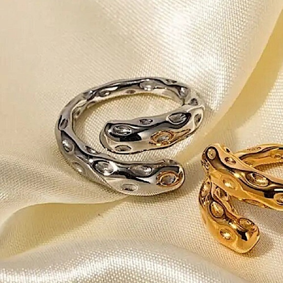 Stainless Steel Hammered Contour Ring - Picture 8 of 12